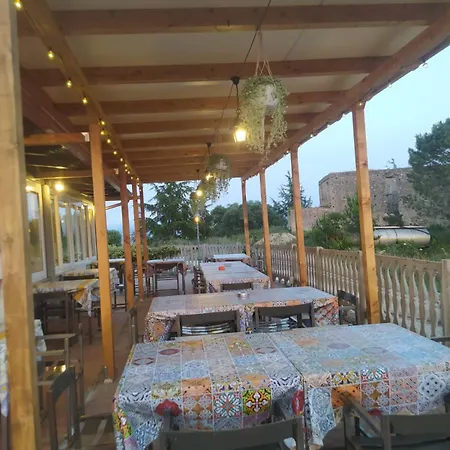 בית חווה Agriturismo Falconiera